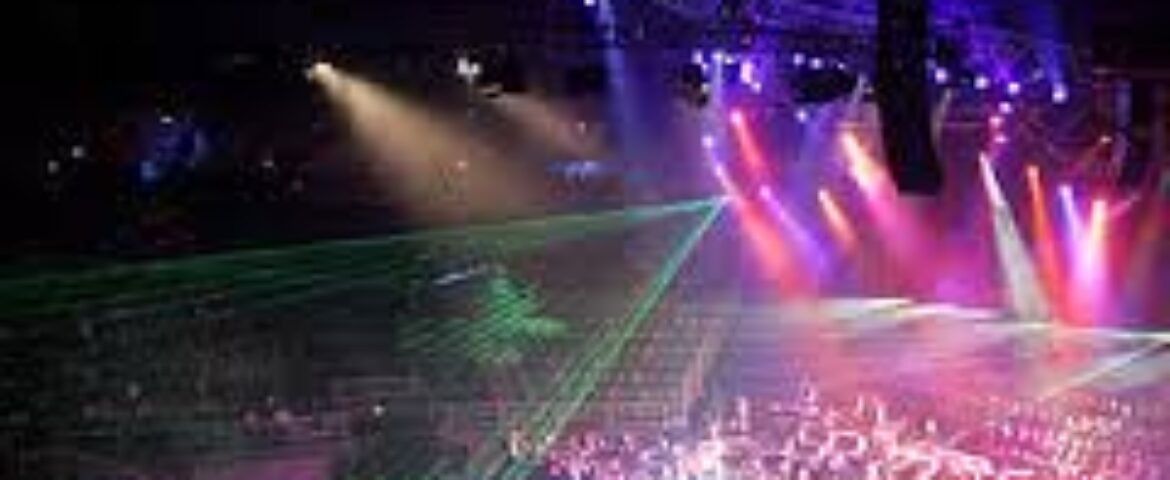 What Are The Top Benefits of Hiring a Party Limo in Sydney?